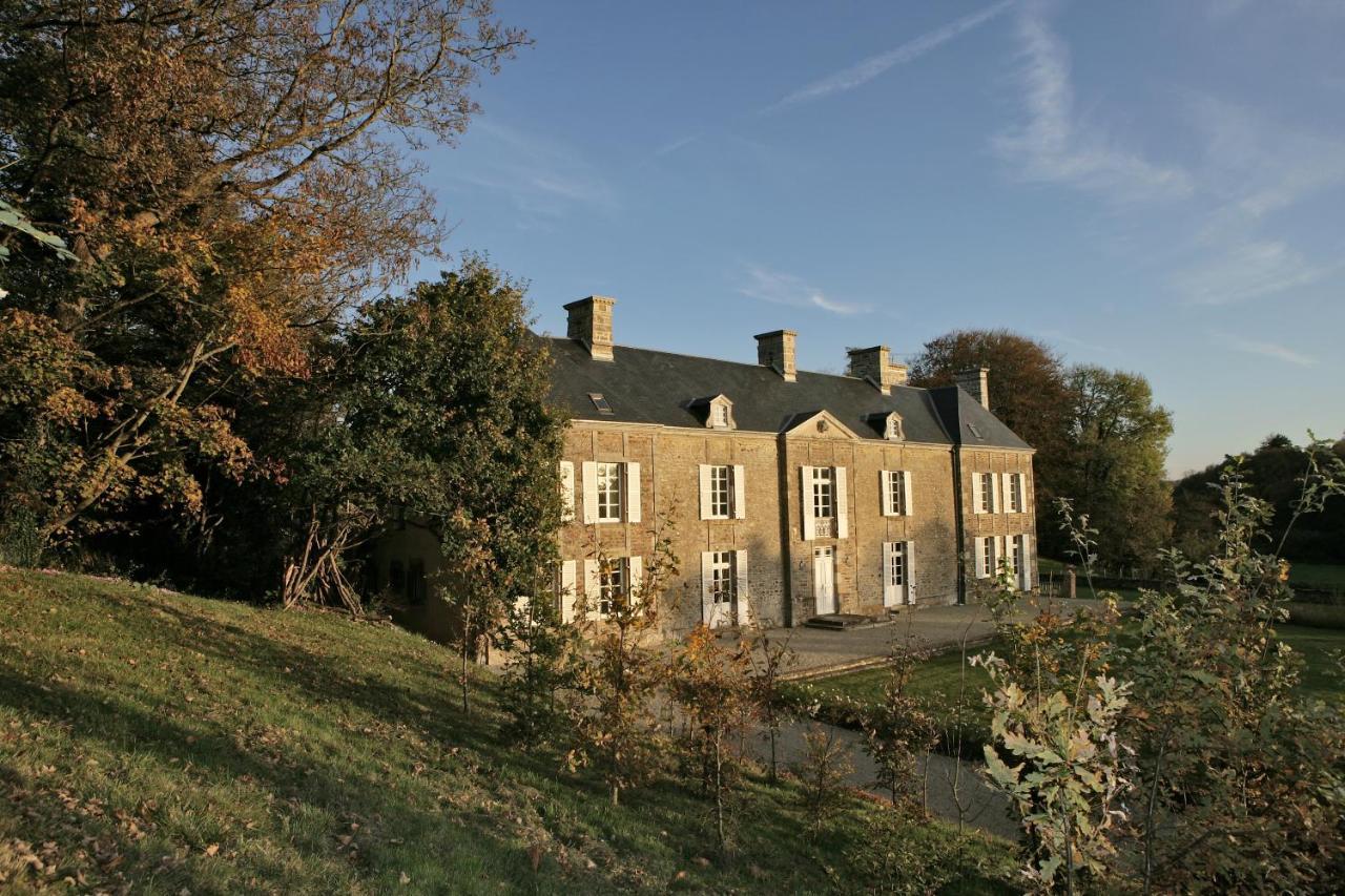Villa Manoir Du Mesnil De Bas Bréhal Exterior foto